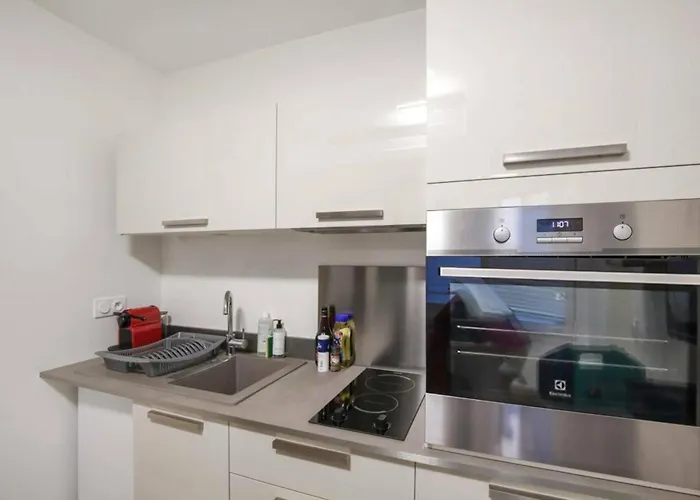 Beautiful And Modern For 2 Near Bastille Apartmán *